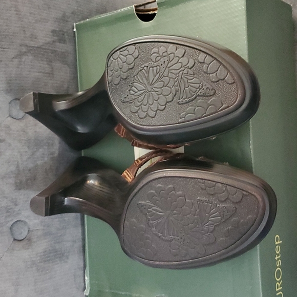 Eurostep Women's Shoes - Picture 5 of 5